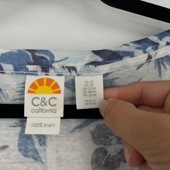 C&C California Women's Linen Floral Leaf Print Short Sleeve Top Blue Size 2X - Picture 3 of 11